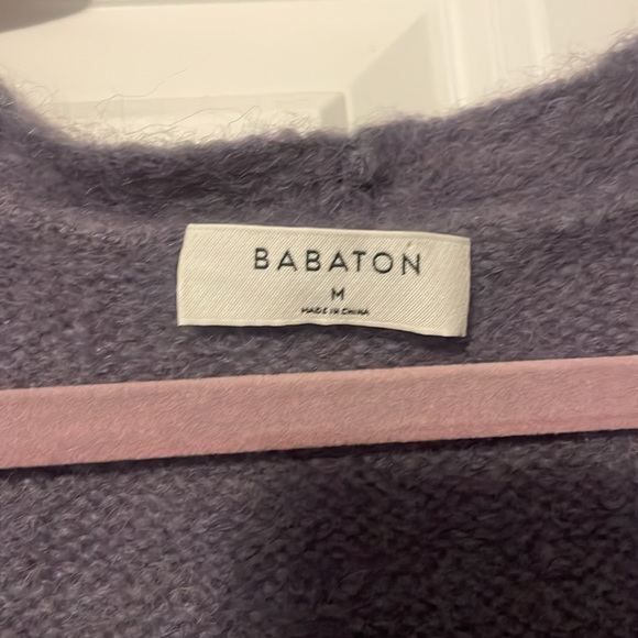Light Purple Babaton Aritzia Sweater - Picture 2 of 5